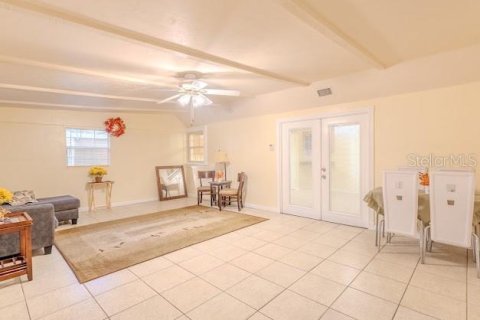 Villa ou maison à vendre à Gainesville, Floride: 5 chambres, 344.85 m2 № 2415138 - photo 8