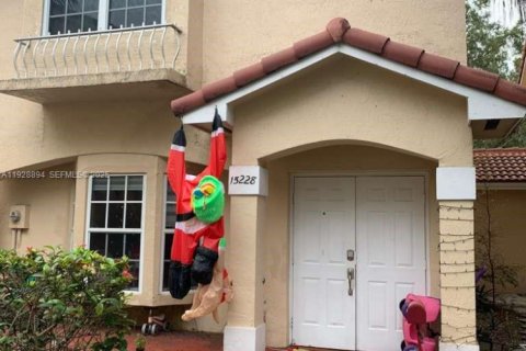 Villa ou maison à vendre à Miami, Floride: 3 chambres, 152.17 m2 № 1987274 - photo 1