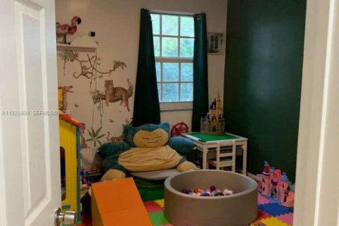 Villa ou maison à vendre à Miami, Floride: 3 chambres, 152.17 m2 № 1987274 - photo 16