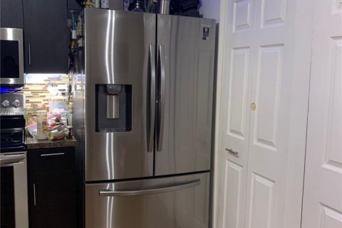 Villa ou maison à vendre à Miami, Floride: 3 chambres, 152.17 m2 № 1987274 - photo 11