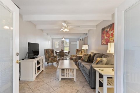 Casa en venta en Lake Wales, Florida, 1 dormitorio, 60.2 m2 № 2231787 - foto 6