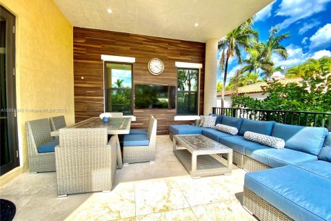 Снять в аренду виллу или дом в Холливуд, Флорида 4 спальни, 268.12м2, № 1959521 - фото 23