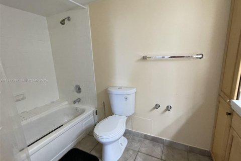 Copropriété à louer à West Palm Beach, Floride: 1 chambre, 72 m2 № 1986265 - photo 17