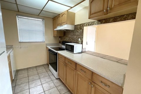 Copropriété à louer à West Palm Beach, Floride: 1 chambre, 72 m2 № 1986265 - photo 13