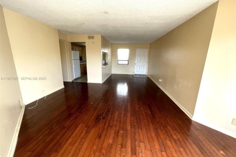 Copropriété à louer à West Palm Beach, Floride: 1 chambre, 72 m2 № 1986265 - photo 5