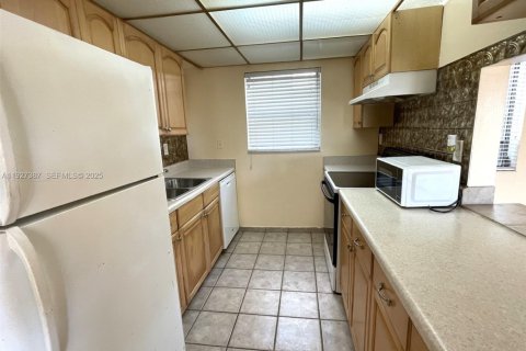 Copropriété à louer à West Palm Beach, Floride: 1 chambre, 72 m2 № 1986265 - photo 11