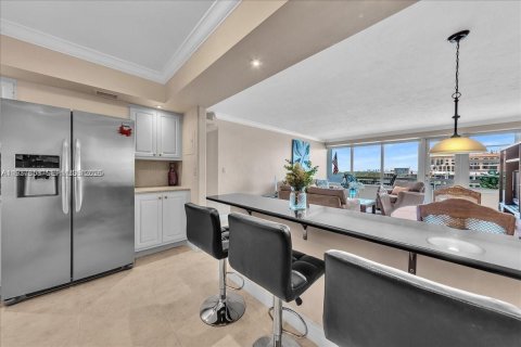Купить кондоминиум в Холливуд, Флорида 2 спальни, 104.05м2, № 2053500 - фото 5