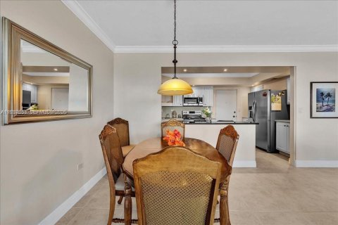 Купить кондоминиум в Холливуд, Флорида 2 спальни, 104.05м2, № 2053500 - фото 11