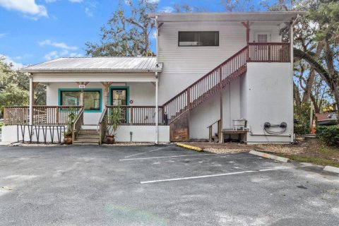 Commercial property in Homosassa, Florida 133.04 sq.m. № 1537161 - photo 1