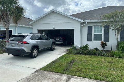 Apartment in St. Lucie, Florida 3 bedrooms, 142.05 sq.m. № 2378729