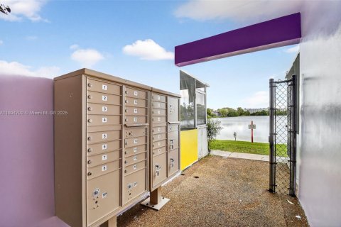 Condominio en venta en Miami, Florida, 1 dormitorio, 61.32 m2 № 1949256 - foto 22