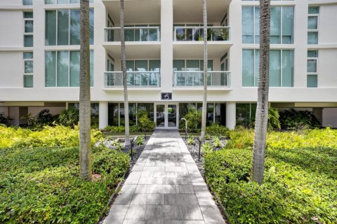 Copropriété à louer à Fort Lauderdale, Floride: 3 chambres, 195.09 m2 № 2153869 - photo 3