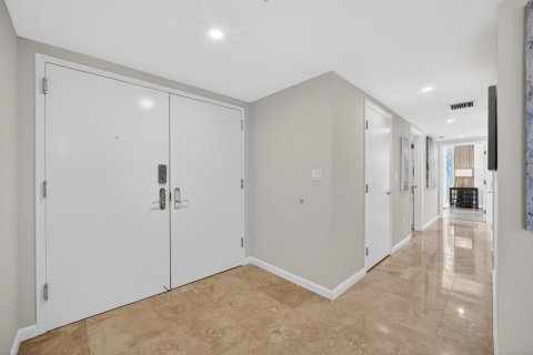 Copropriété à louer à Fort Lauderdale, Floride: 3 chambres, 195.09 m2 № 2153869 - photo 24