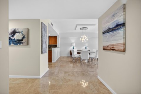 Copropriété à louer à Fort Lauderdale, Floride: 3 chambres, 195.09 m2 № 2153869 - photo 25