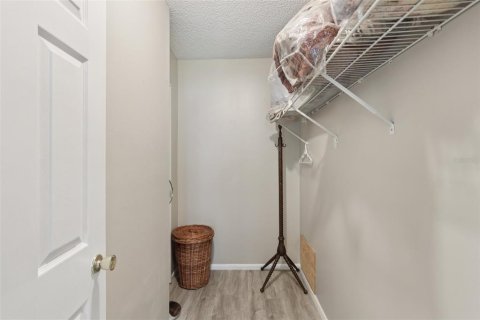 House in New Port Richey, Florida 2 bedrooms, 100.8 sq.m. № 1879269 - photo 21