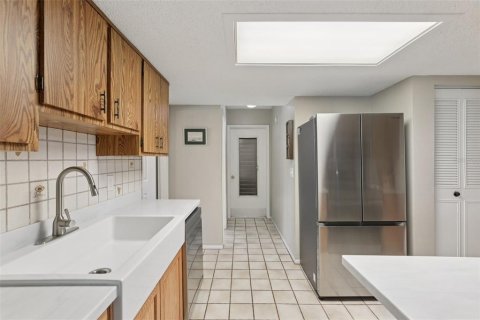 House in New Port Richey, Florida 2 bedrooms, 100.8 sq.m. № 1879269 - photo 10