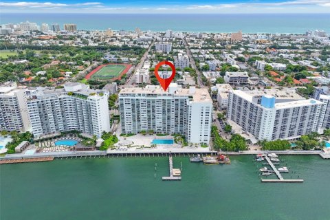 Condominio en venta en Miami Beach, Florida, 1 dormitorio, 69.31 m2 № 2033025 - foto 22