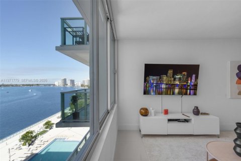 Condominio en venta en Miami Beach, Florida, 1 dormitorio, 69.31 m2 № 2033025 - foto 3