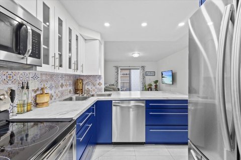 Condominio en venta en Miami, Florida, 2 dormitorios, 91.6 m2 № 1887990 - foto 5