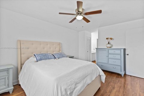 Condominio en venta en Miami, Florida, 2 dormitorios, 91.6 m2 № 1887990 - foto 16