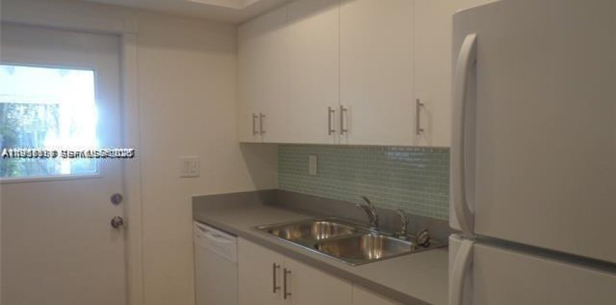 Touwnhouse à Sunrise, Floride 3 chambres, 123.56 m2 № 2011071