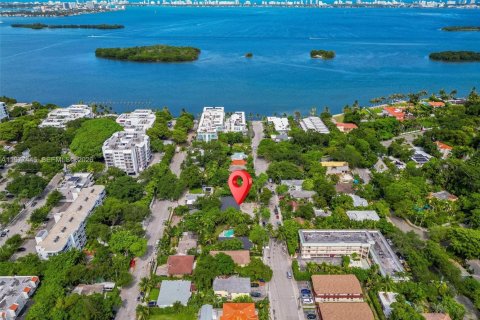 Apartment in Miami, Florida 2 bedrooms, 83.61 sq.m. № 2041660 - photo 12