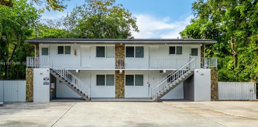 Apartment in Miami, Florida 2 bedrooms, 83.61 sq.m. № 2041660