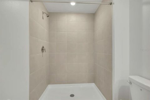 Touwnhouse à louer à Zephyrhills, Floride: 3 chambres, 151.8 m2 № 2155844 - photo 16