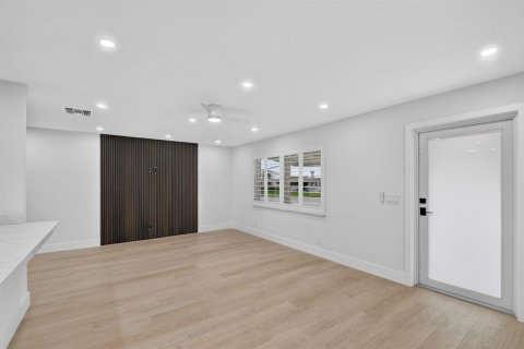 Villa ou maison à vendre à Boynton Beach, Floride: 2 chambres, 145.21 m2 № 2381441 - photo 6