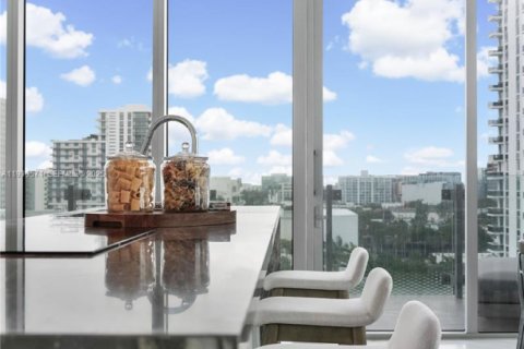 Снять в аренду кондоминиум в Майами, Флорида 2 спальни, 102.19м2, № 1989403 - фото 5