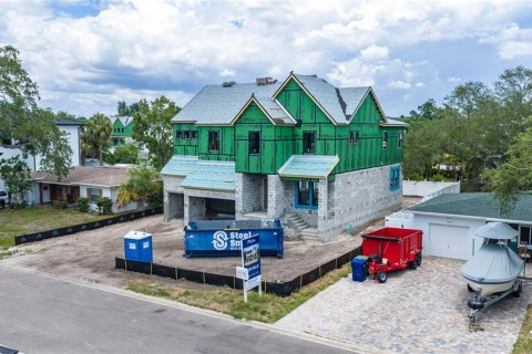 Villa ou maison à Tampa, Floride 5 chambres, 362.6 m2 № 2110891