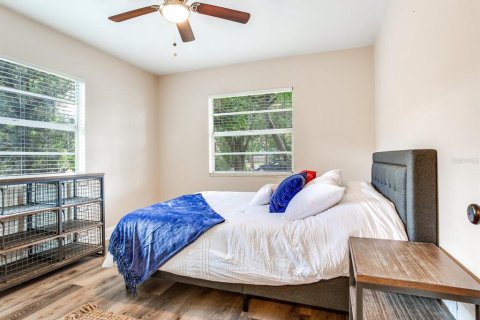 House in Tampa, Florida 2 bedrooms, 107.21 sq.m. № 2197536 - photo 22