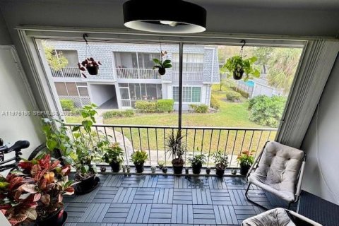 Condominio en venta en Plantation, Florida, 2 dormitorios, 109.9 m2 № 2036211 - foto 10