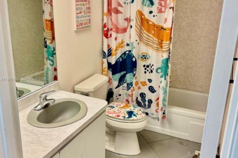 Condominio en venta en Plantation, Florida, 2 dormitorios, 109.9 m2 № 2036211 - foto 16