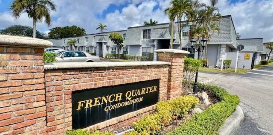 Condominio en Plantation, Florida, 2 dormitorios  № 2036211