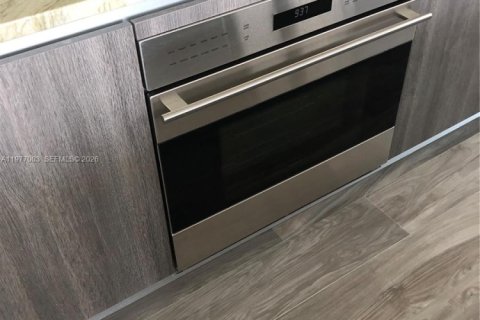 Copropriété à louer à Miami, Floride: 2 chambres, 124.77 m2 № 2048053 - photo 12