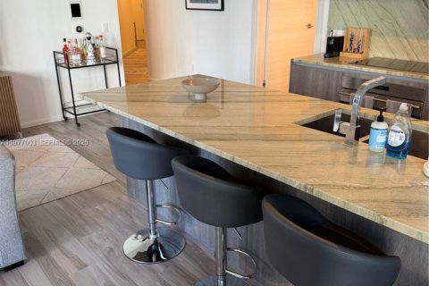 Copropriété à louer à Miami, Floride: 2 chambres, 124.77 m2 № 2048053 - photo 17