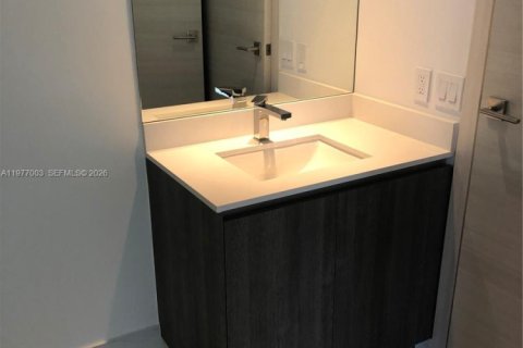 Copropriété à louer à Miami, Floride: 2 chambres, 124.77 m2 № 2048053 - photo 9