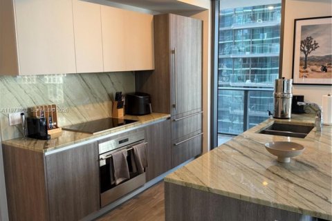 Copropriété à louer à Miami, Floride: 2 chambres, 124.77 m2 № 2048053 - photo 16