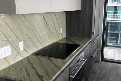 Copropriété à louer à Miami, Floride: 2 chambres, 124.77 m2 № 2048053 - photo 5