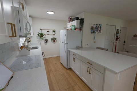Casa en venta en Deltona, Florida, 2 dormitorios, 84.54 m2 № 2384238 - foto 10