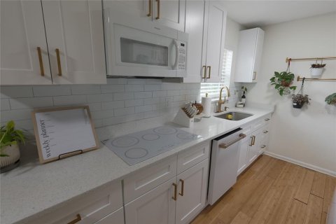Casa en venta en Deltona, Florida, 2 dormitorios, 84.54 m2 № 2384238 - foto 12