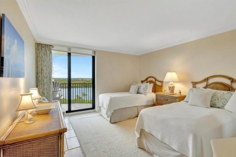 Condo in Tequesta, Florida, 3 bedrooms № 2158174 - photo 29