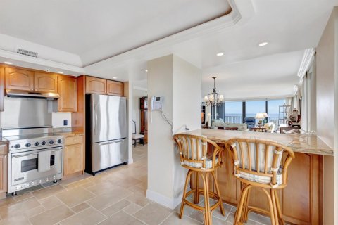 Condo in Tequesta, Florida, 3 bedrooms № 2158174 - photo 16