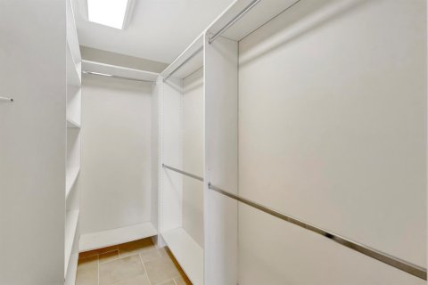 Condo in Tequesta, Florida, 3 bedrooms № 2158174 - photo 28