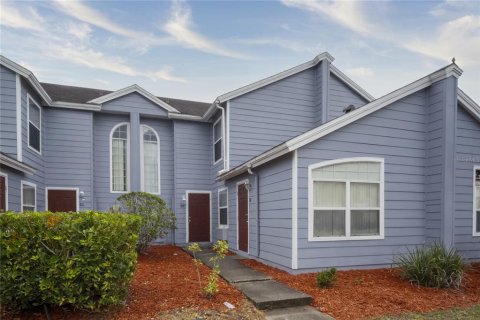 Townhouse in Davenport, Florida 4 bedrooms, 162.39 sq.m. № 2219129