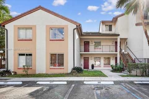 Copropriété à louer à Miami, Floride: 1 chambre, 90.86 m2 № 2169018 - photo 10