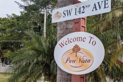 Copropriété à louer à Miami, Floride: 1 chambre, 90.86 m2 № 2169018 - photo 4