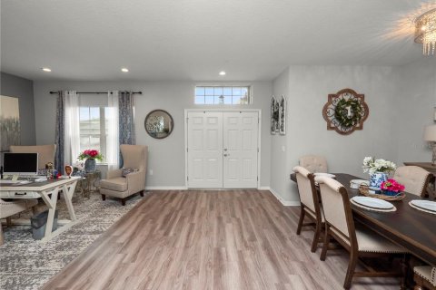 House in Lakeland, Florida 4 bedrooms, 214.14 sq.m. № 1876583 - photo 6
