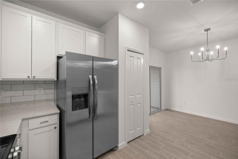 Townhouse in Ocala, Florida 3 bedrooms, 158.58 sq.m. № 1848607 - photo 8